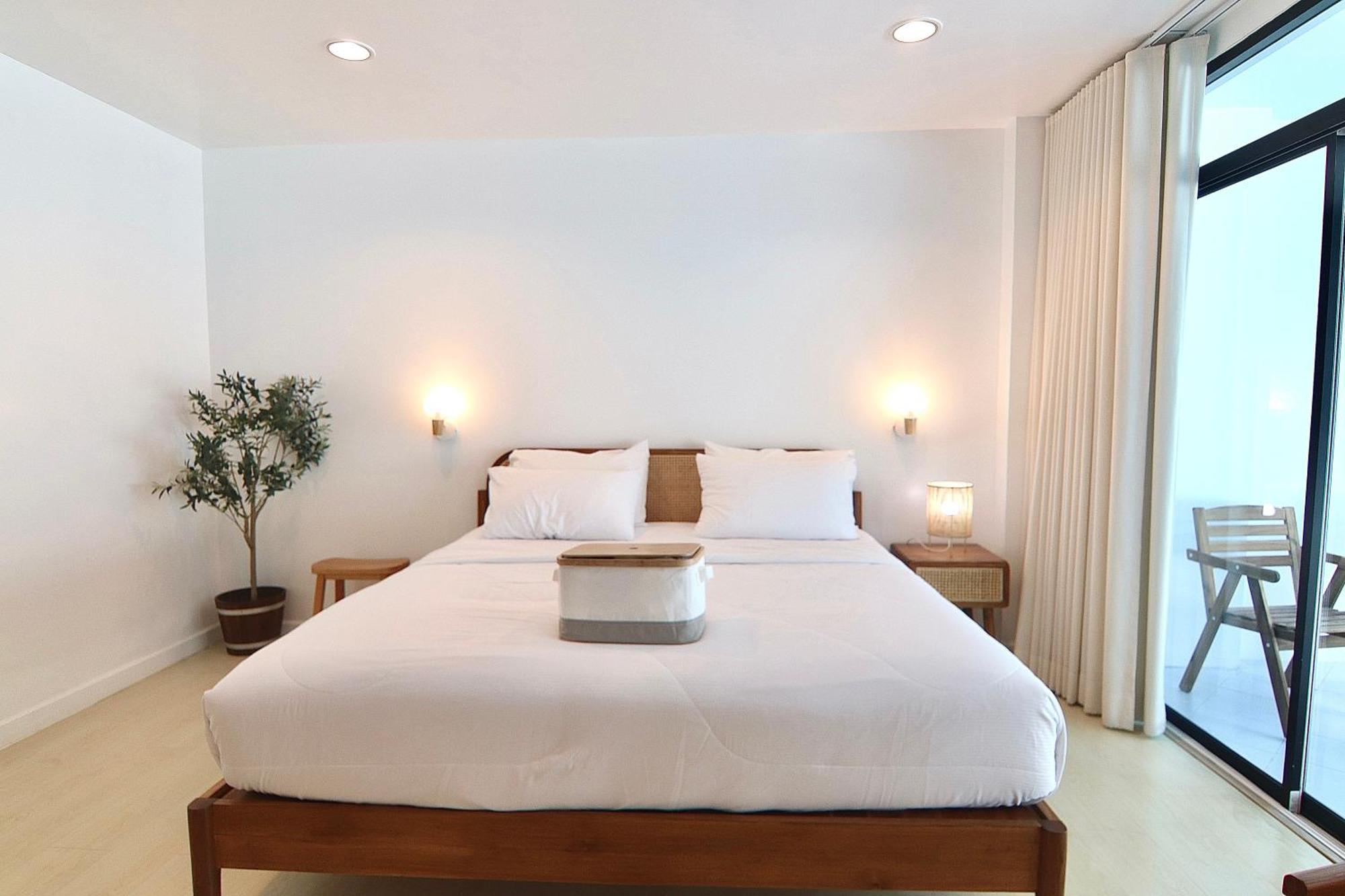 The Beach Bangsaen By Thanthita Next To Wonnapa Beach Free Disney Plus Exterior foto