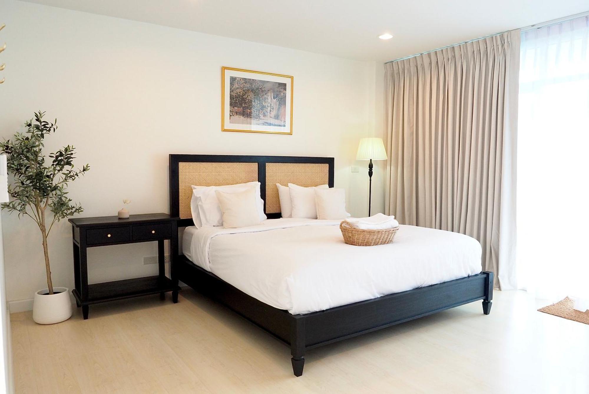 The Beach Bangsaen By Thanthita Next To Wonnapa Beach Free Disney Plus Exterior foto