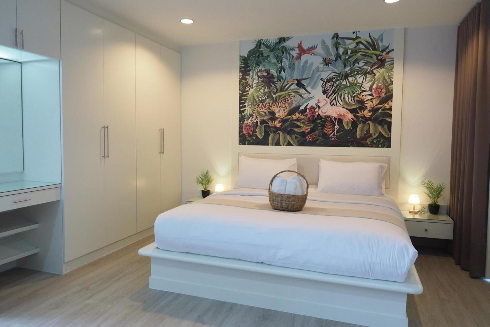 The Beach Bangsaen By Thanthita Next To Wonnapa Beach Free Disney Plus Exterior foto