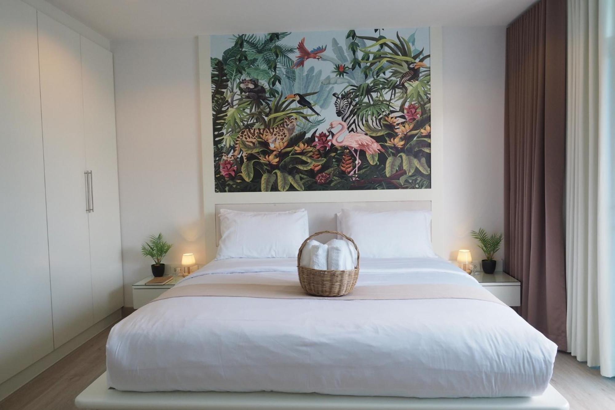 The Beach Bangsaen By Thanthita Next To Wonnapa Beach Free Disney Plus Exterior foto