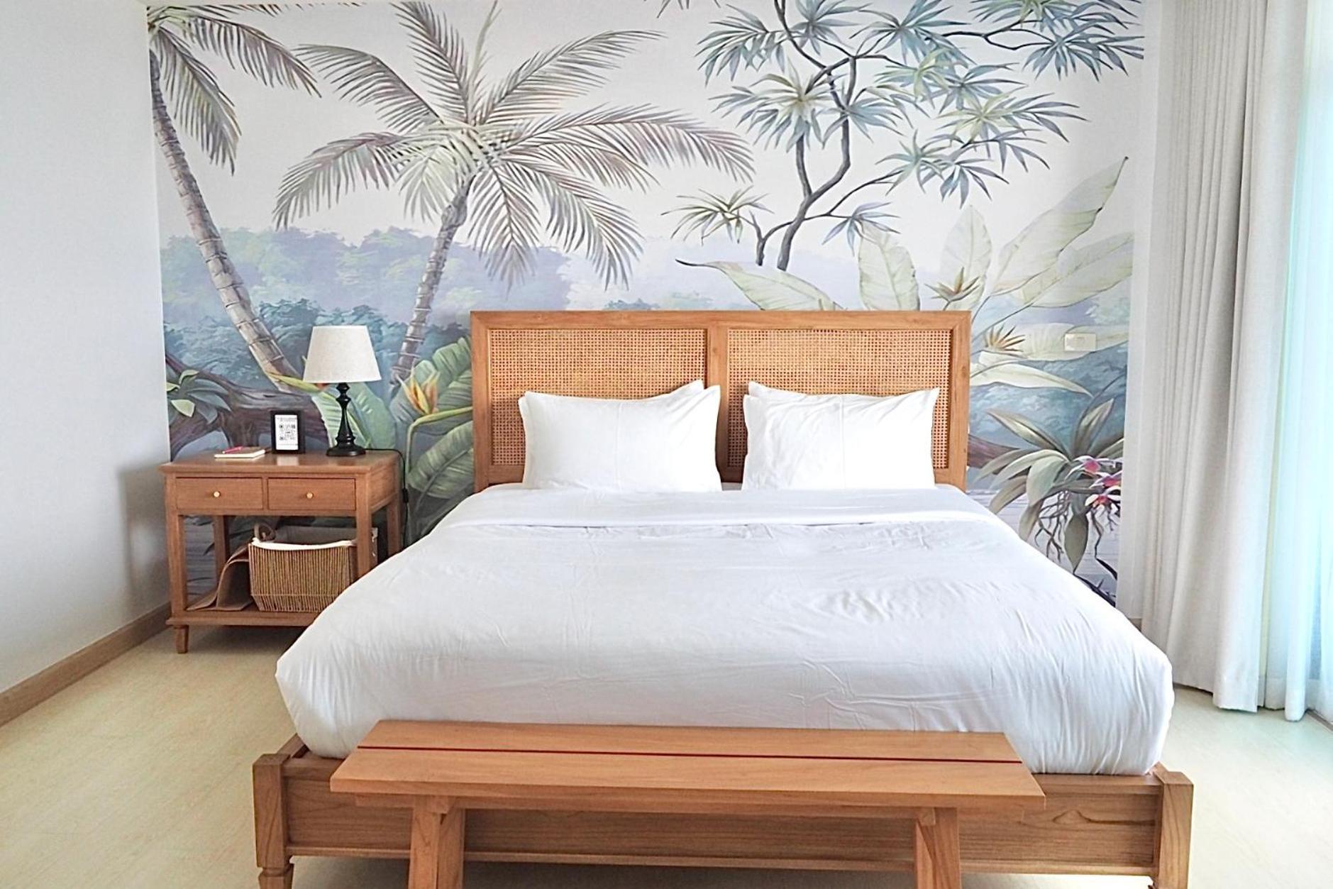 The Beach Bangsaen By Thanthita Next To Wonnapa Beach Free Disney Plus Exterior foto